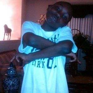 Meet your Posher, Derrick